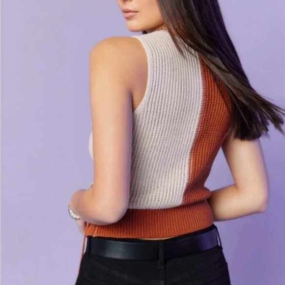 Colorblock Ribbed Knit Wrap Tank Top - Rust & Cream - Picture 3 of 7